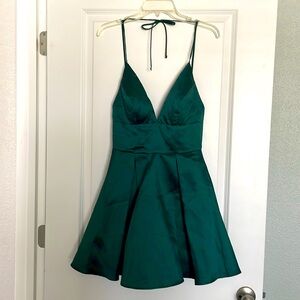 Women’s Beautiful Dress/B Darlin Size 5/6 Green dress👗Excellent condition
